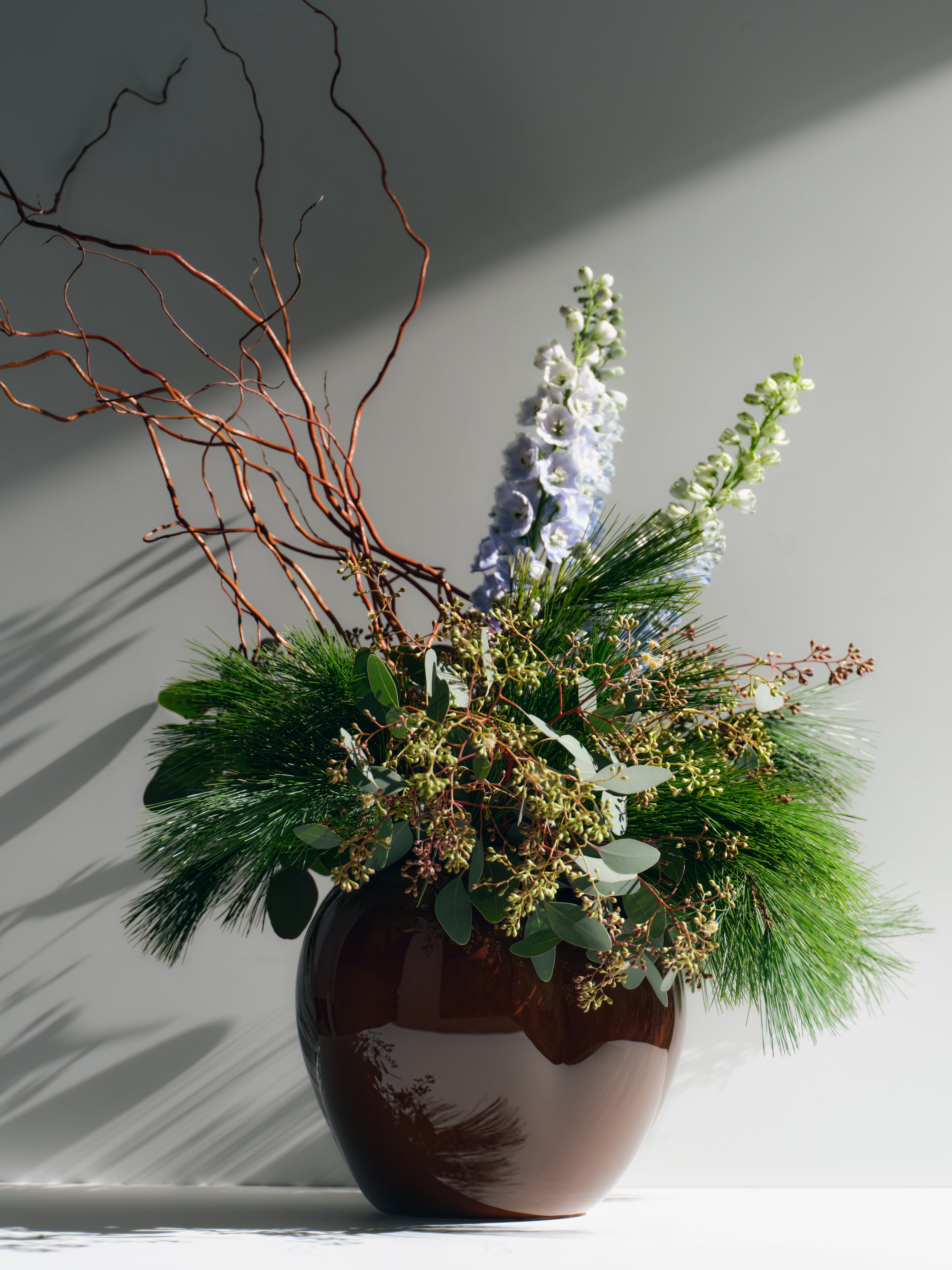 Poppy Vase, chocolate brown