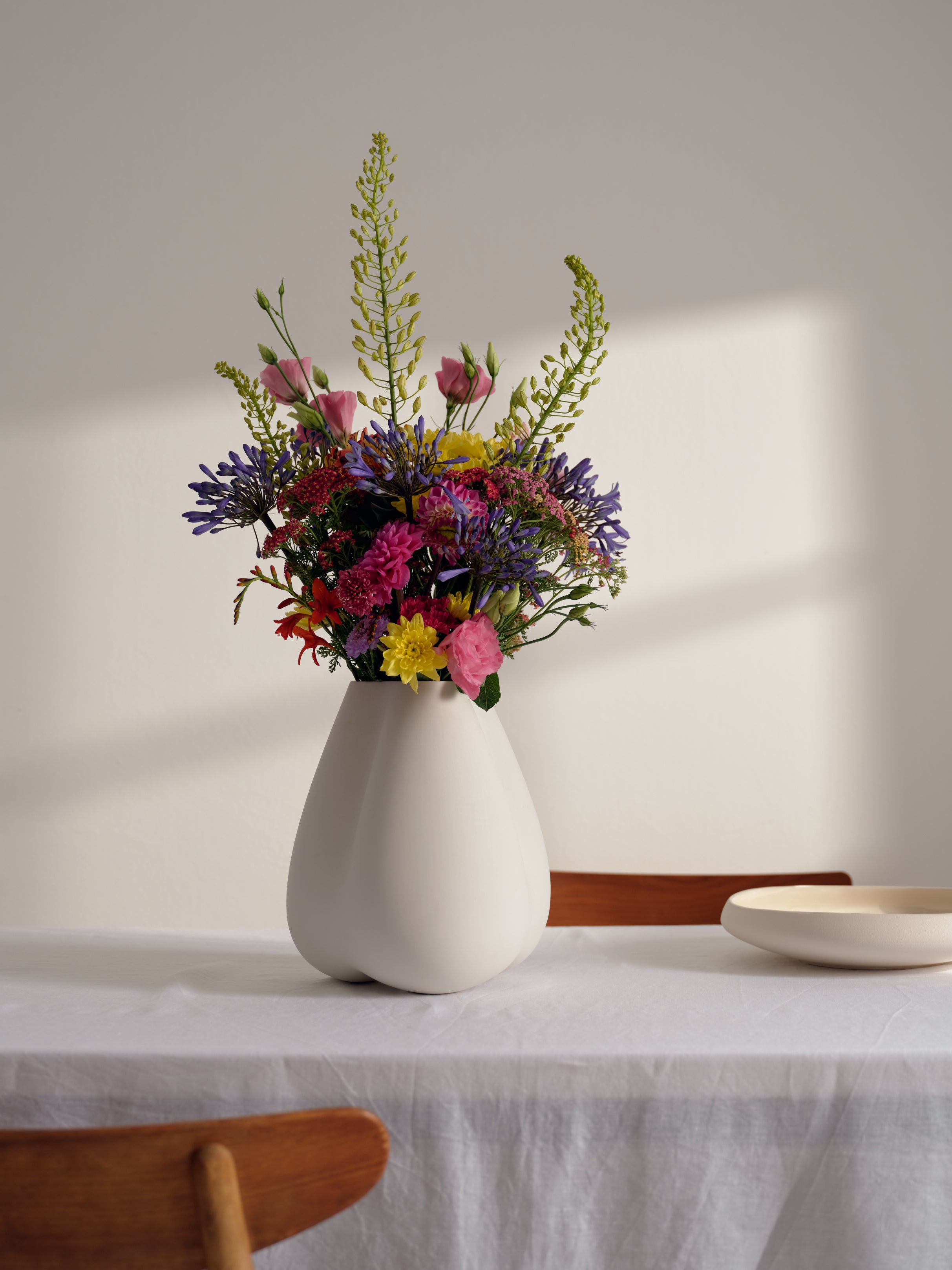 Tulip Vase, white