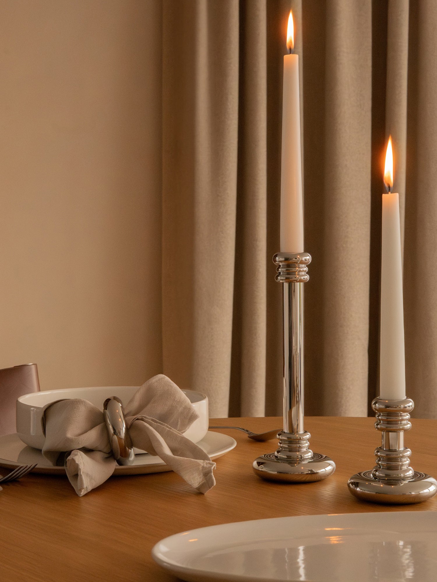 Candle Holder Set, two sizes + 1x Candles, set of 2