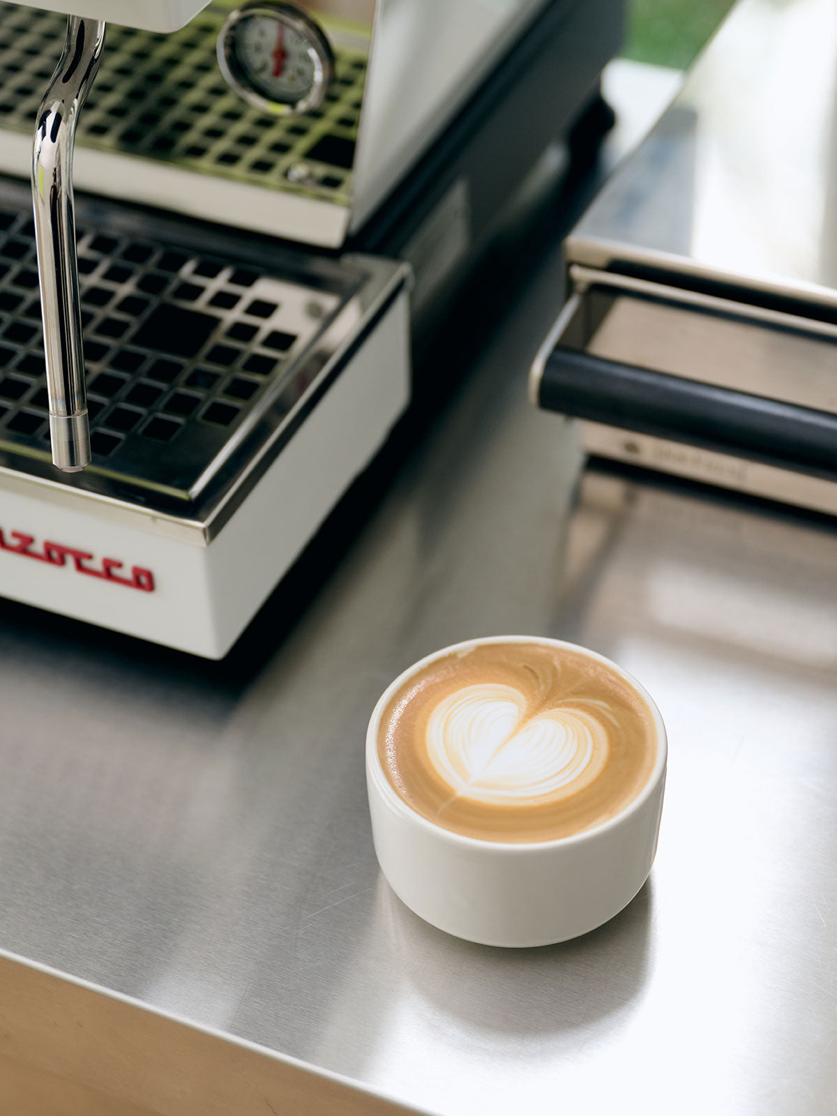 Breite Tasse für Cappuccino – Wide Cup