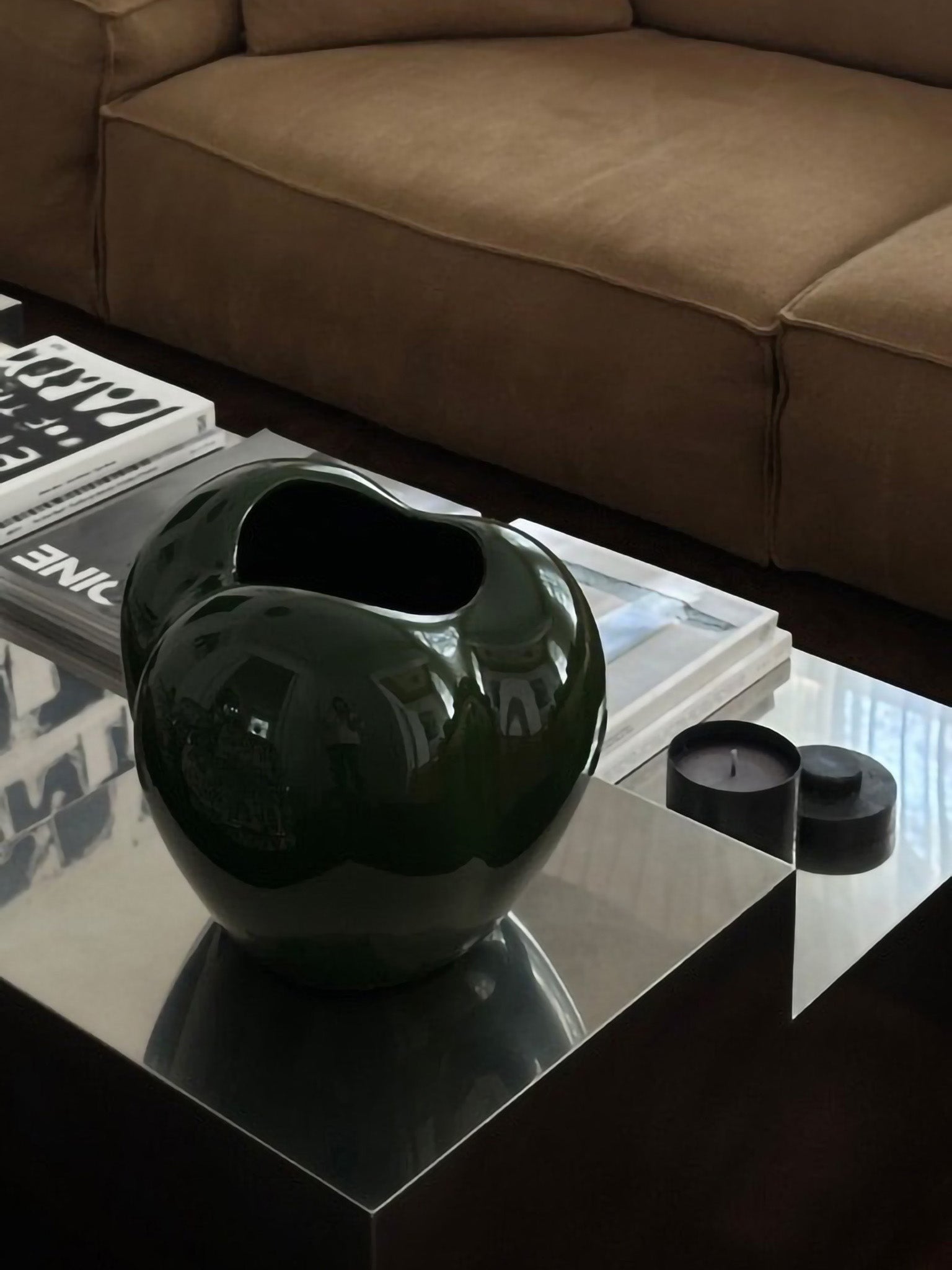 Poppy Vase, racing green