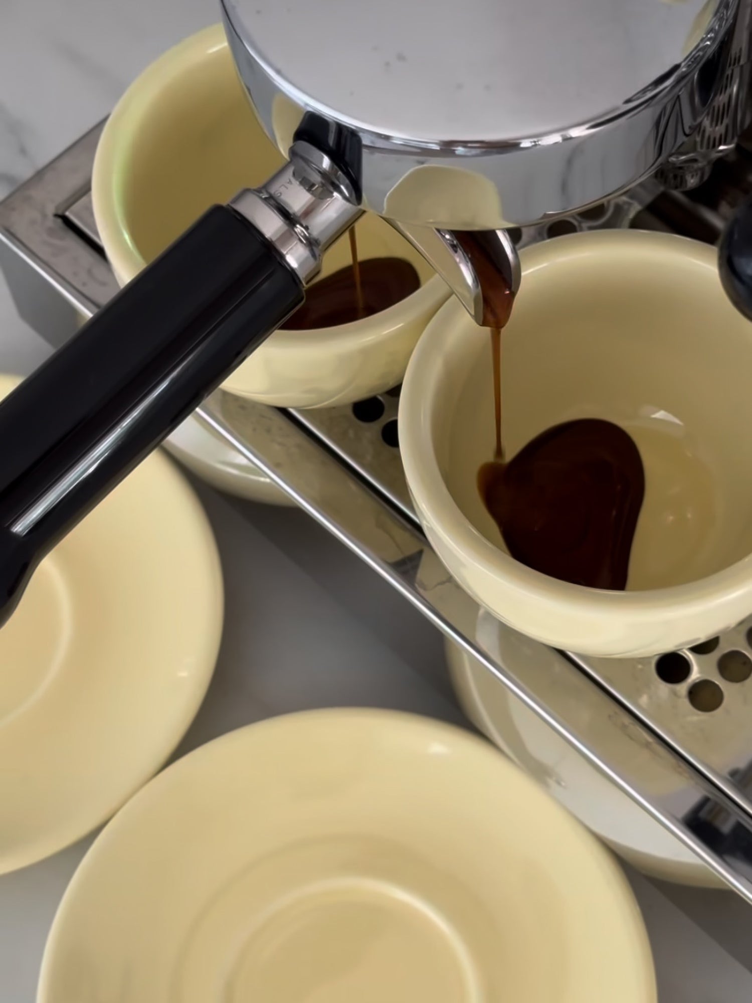 Cappuccino, butter, set of 2