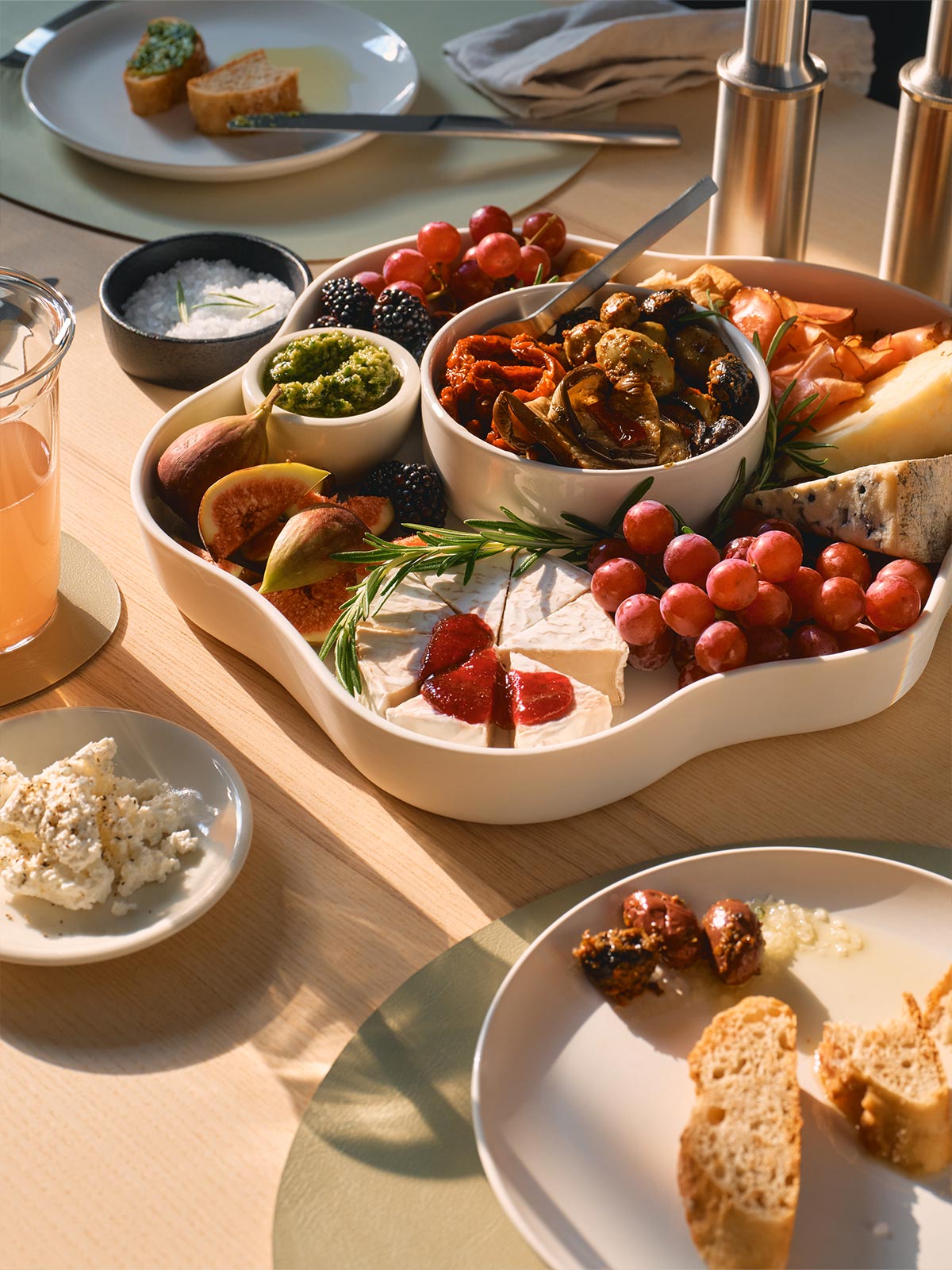 Cloud Tray Set, two sizes