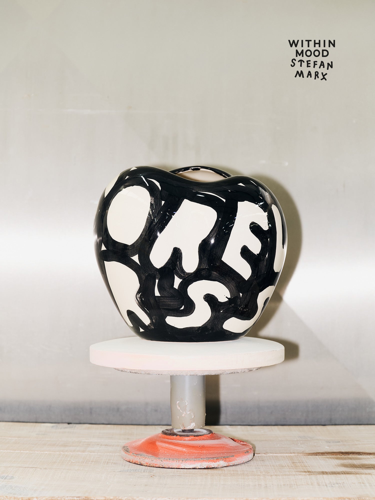 Poppy Vase, Stefan Marx Ed. – FOREVER YOURSSS