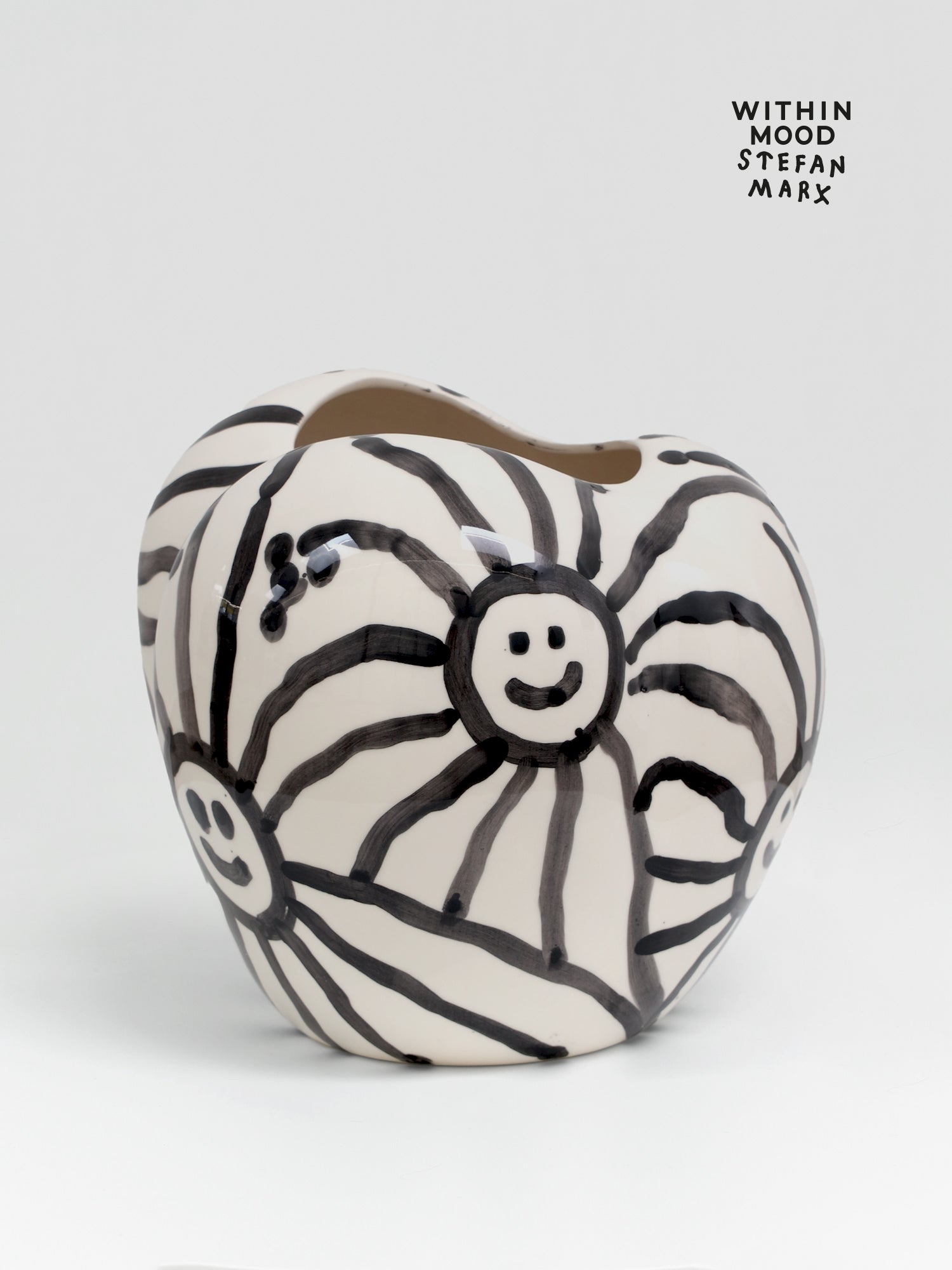 Poppy Vase, Stefan Marx Ed.