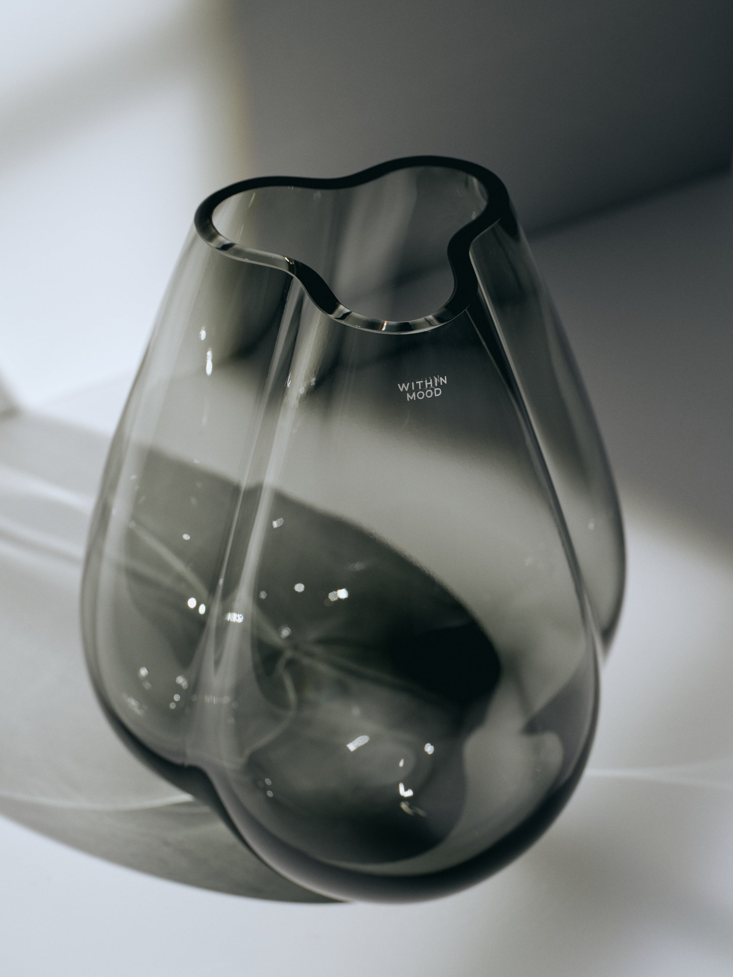 Tulip Vase Bundle, large + mini, grey