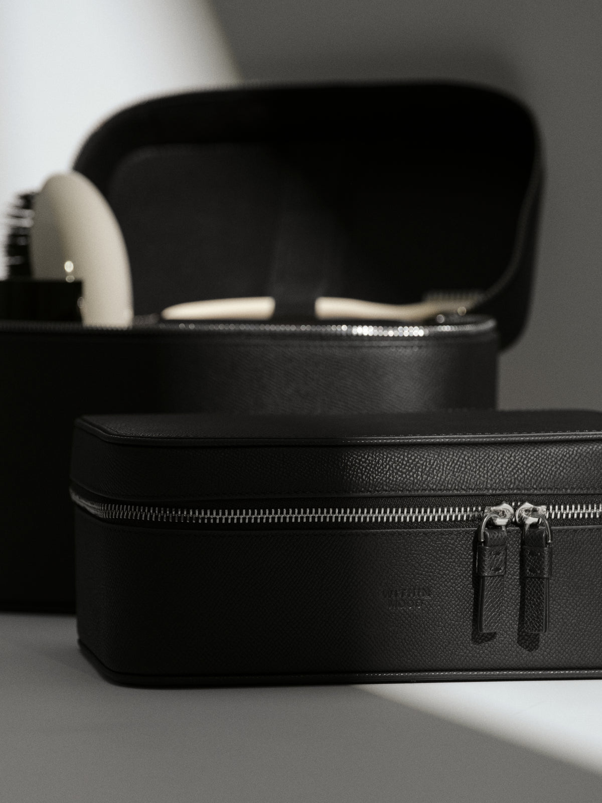 Vanity Case Set, black, small + large
