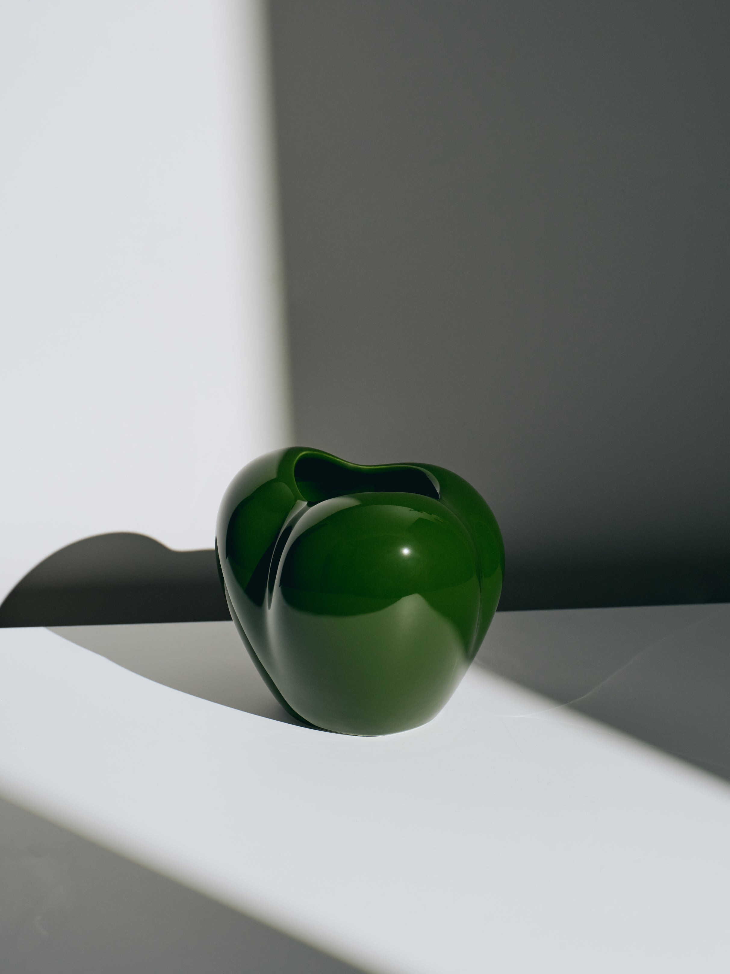 Mini Poppy Vase, racing green