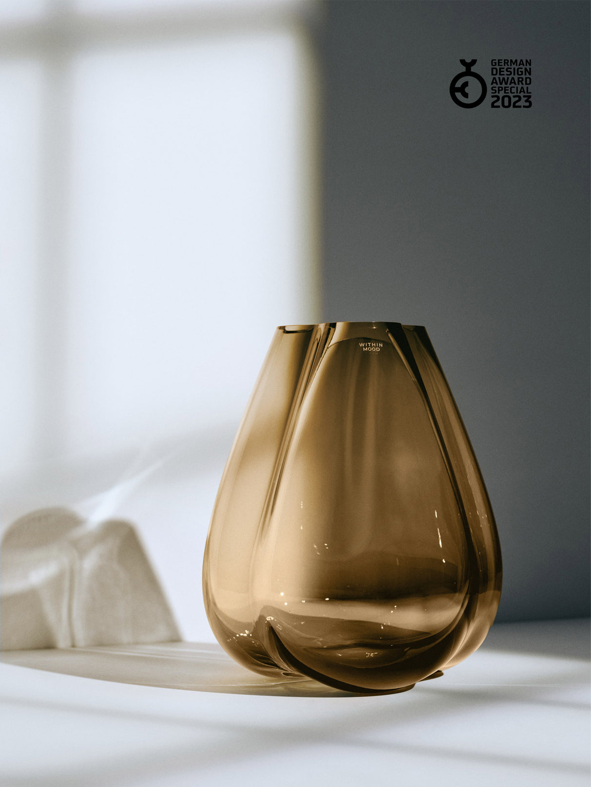 VASE G3 "TULIP", BROWN