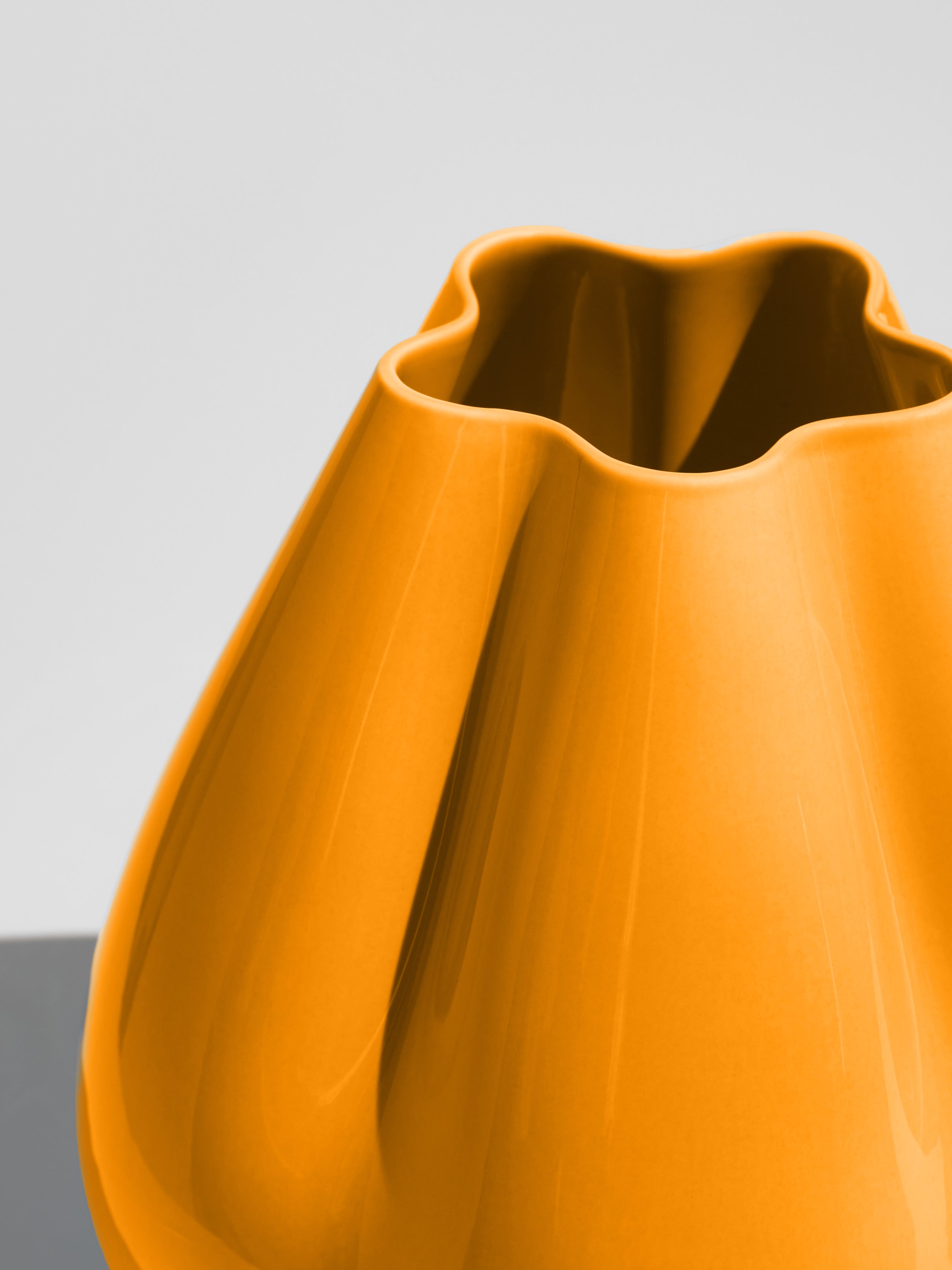 Dumpling Vase, orange