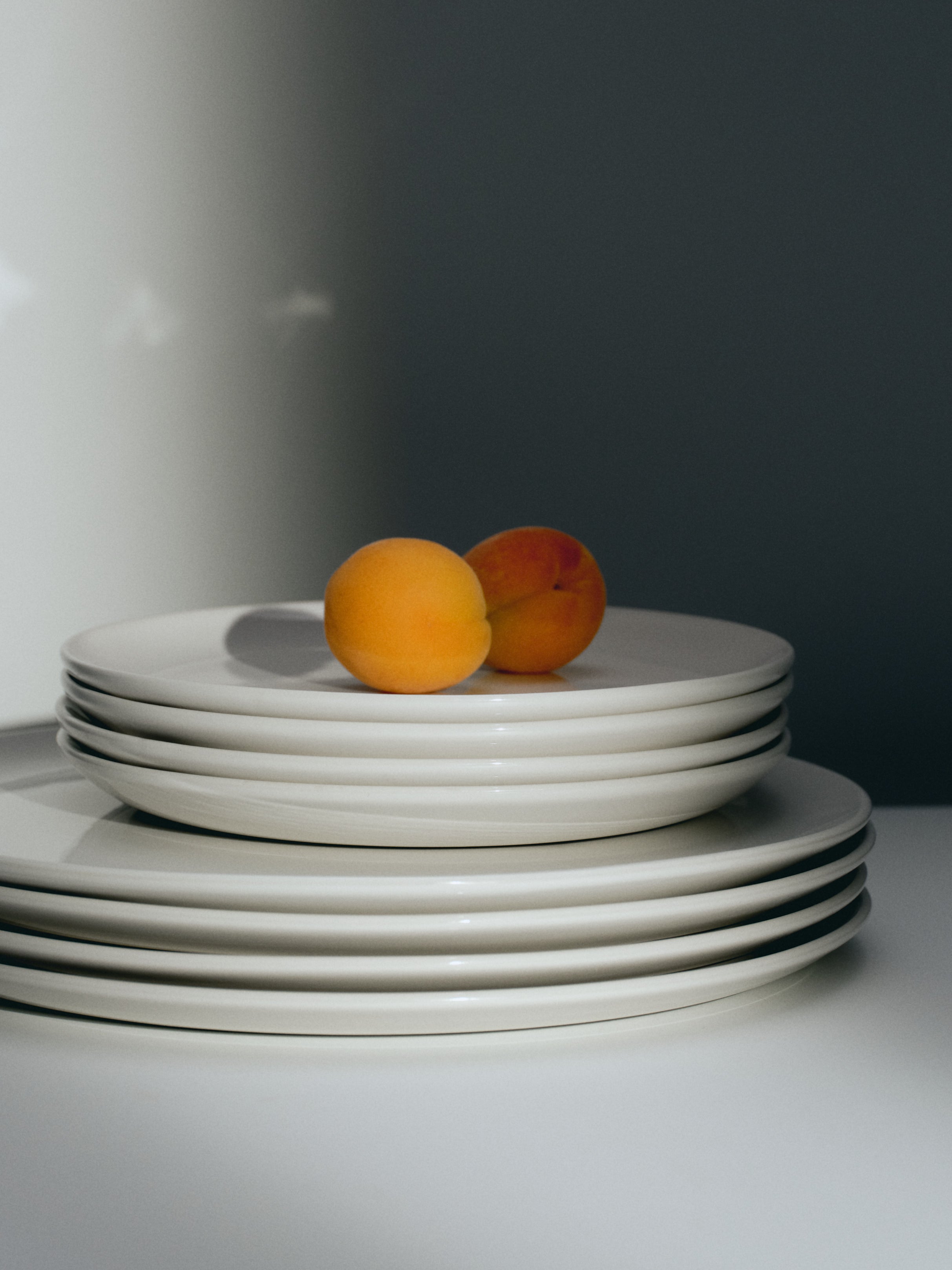 Plate Set, 8 pieces