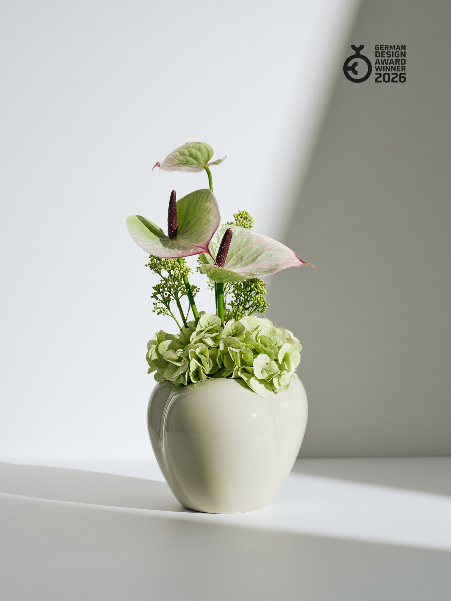 Mini Poppy Vase, moon dust