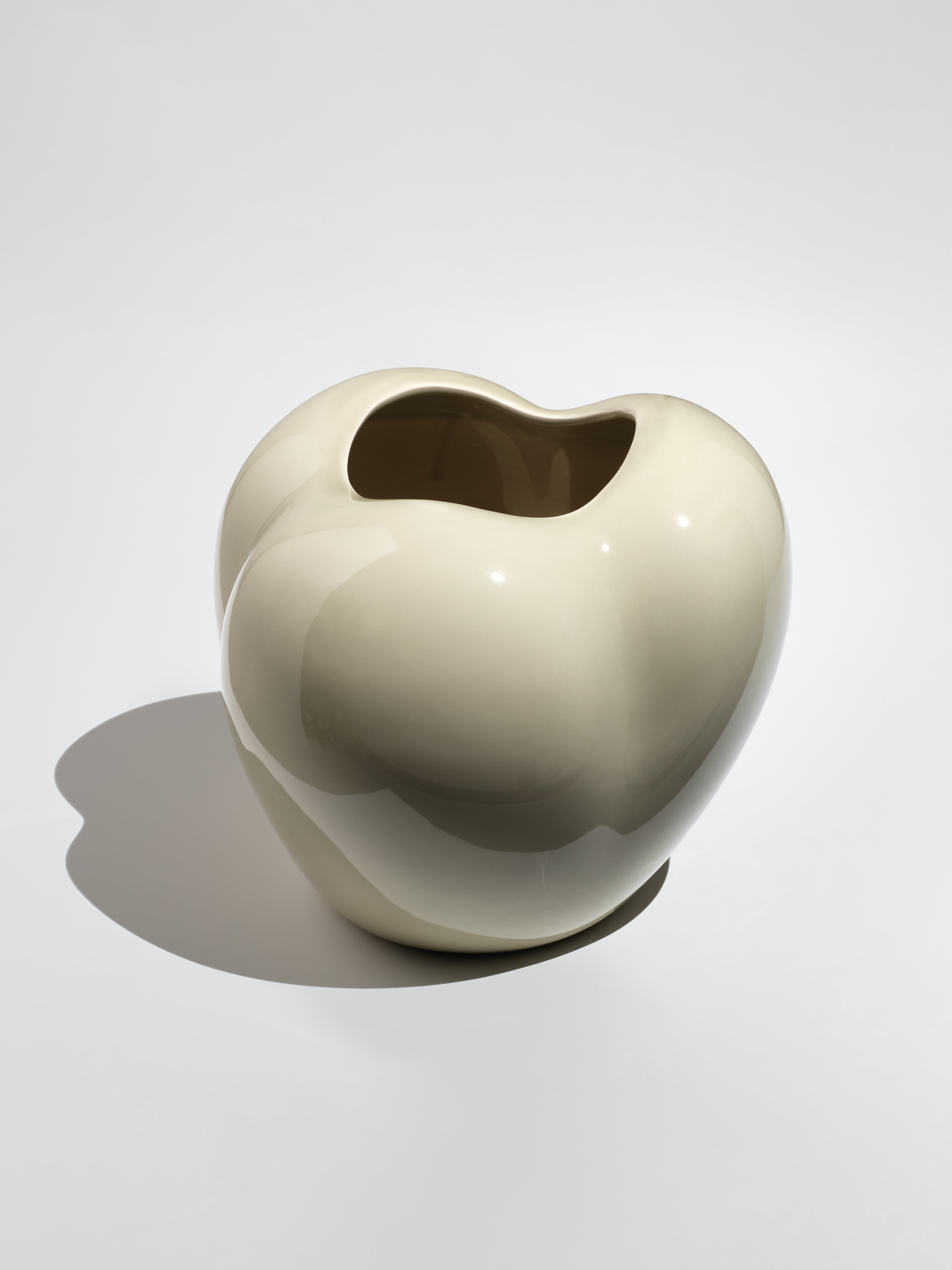 Poppy Vase, greige