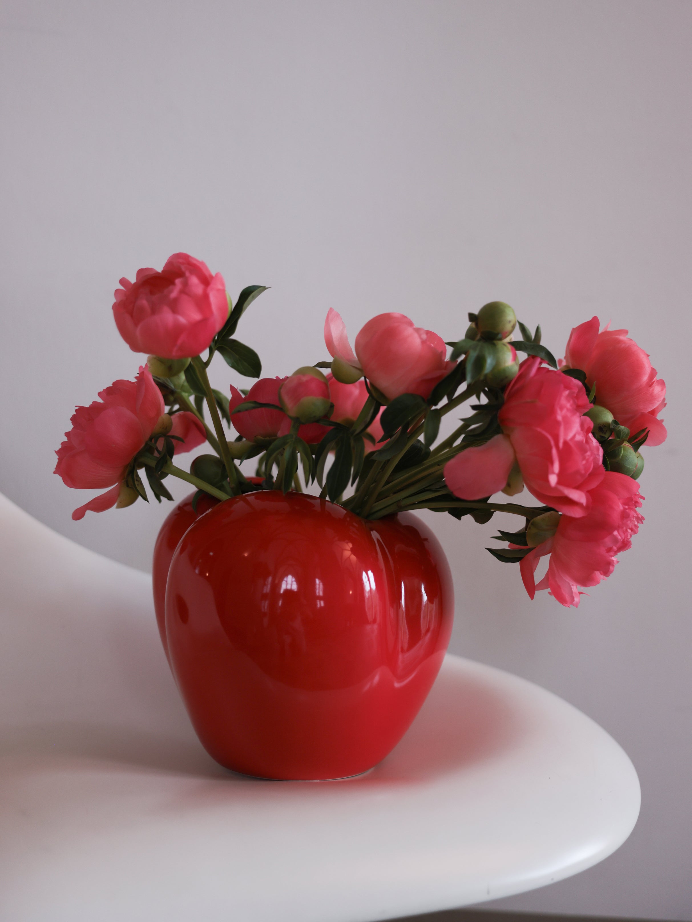 Poppy Vase, hot chili