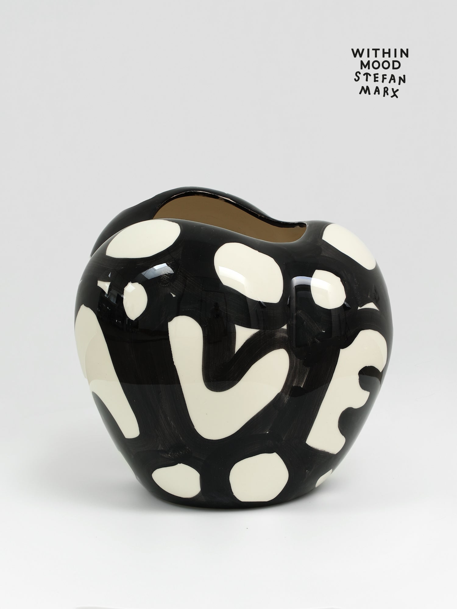 Poppy Vase, Stefan Marx Ed. – HEAVEN