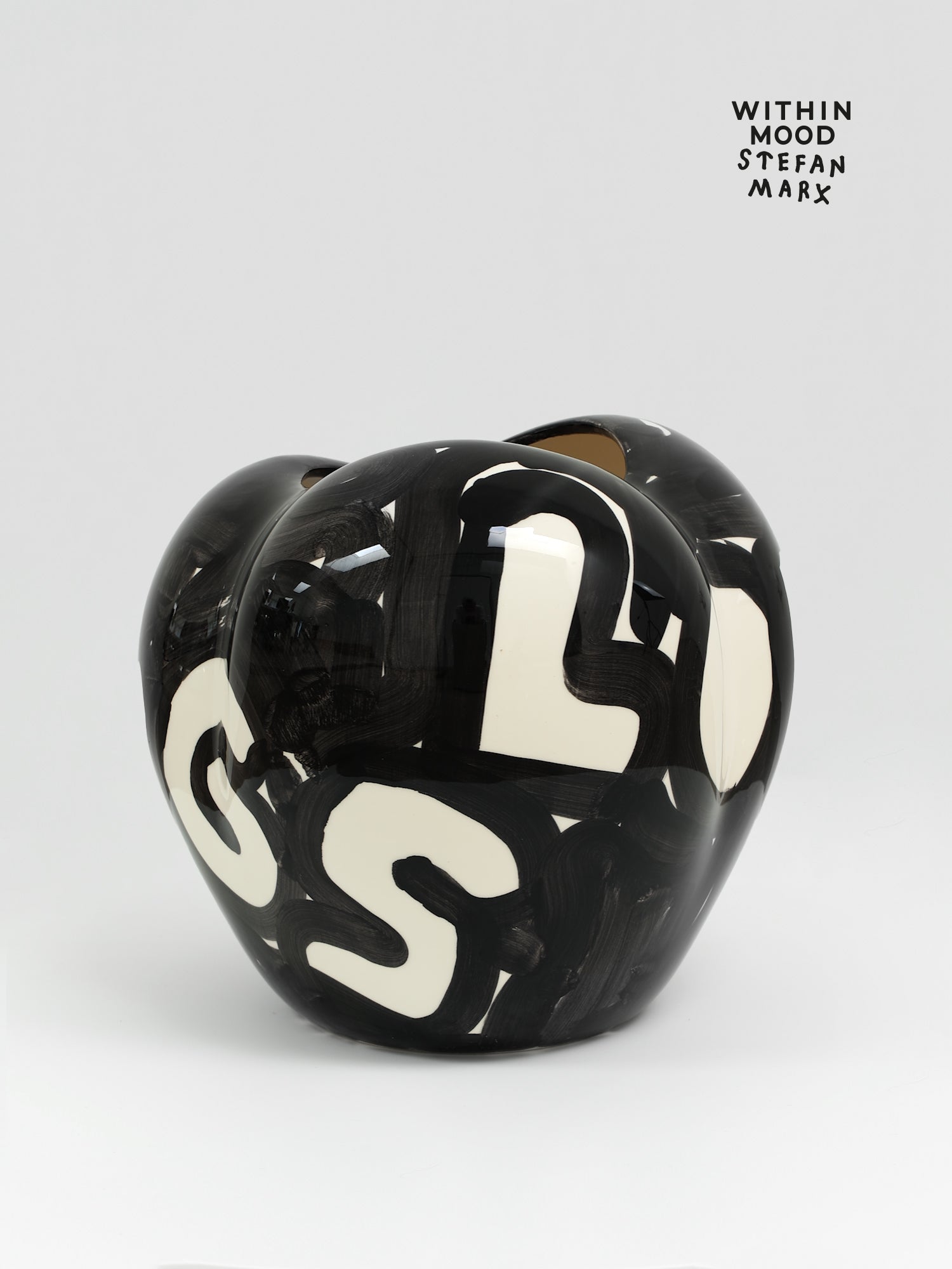 Poppy Vase, Stefan Marx Ed. – LOVESONGS