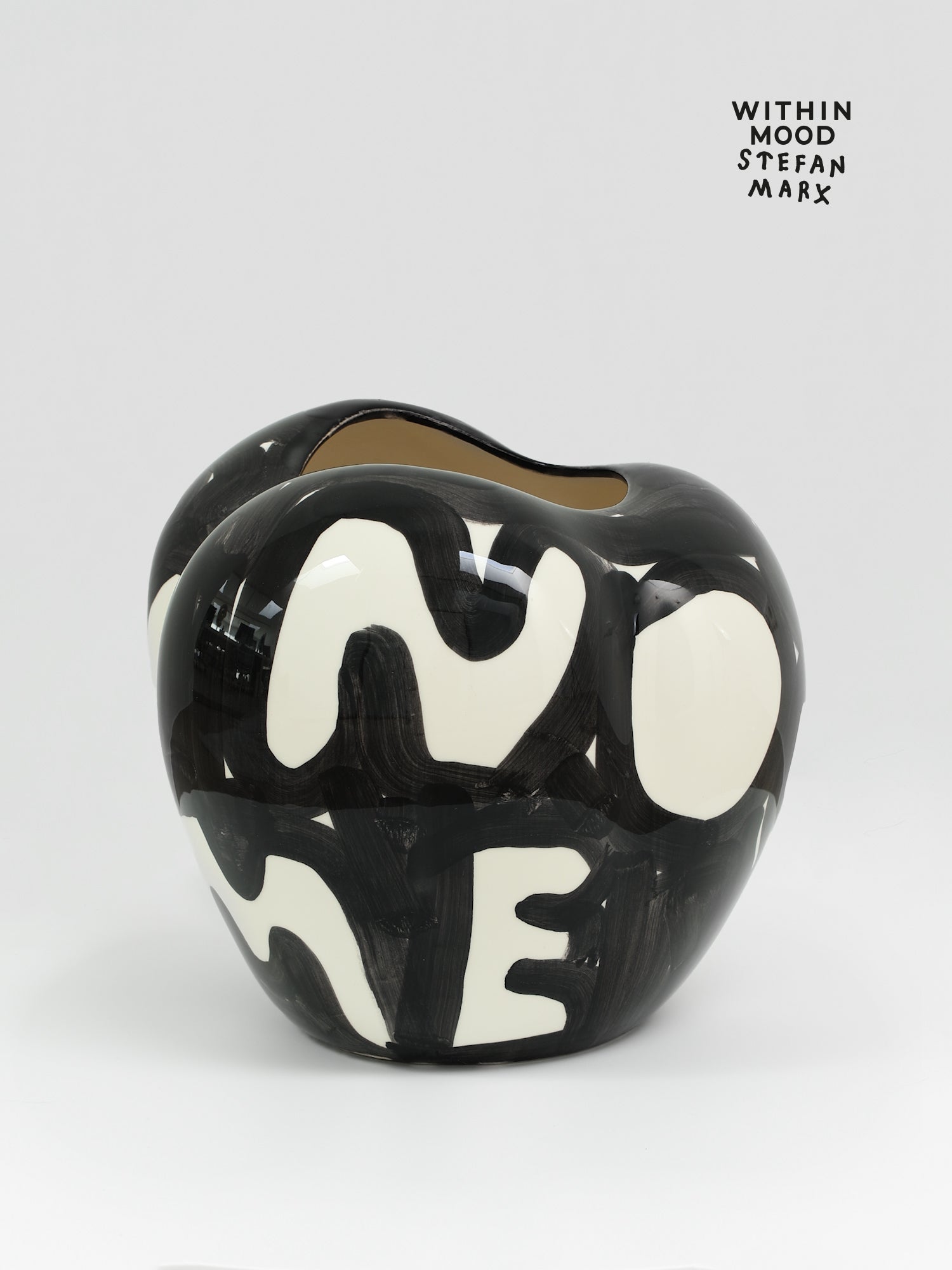 Poppy Vase, Stefan Marx Ed. – NO ME NO YOU