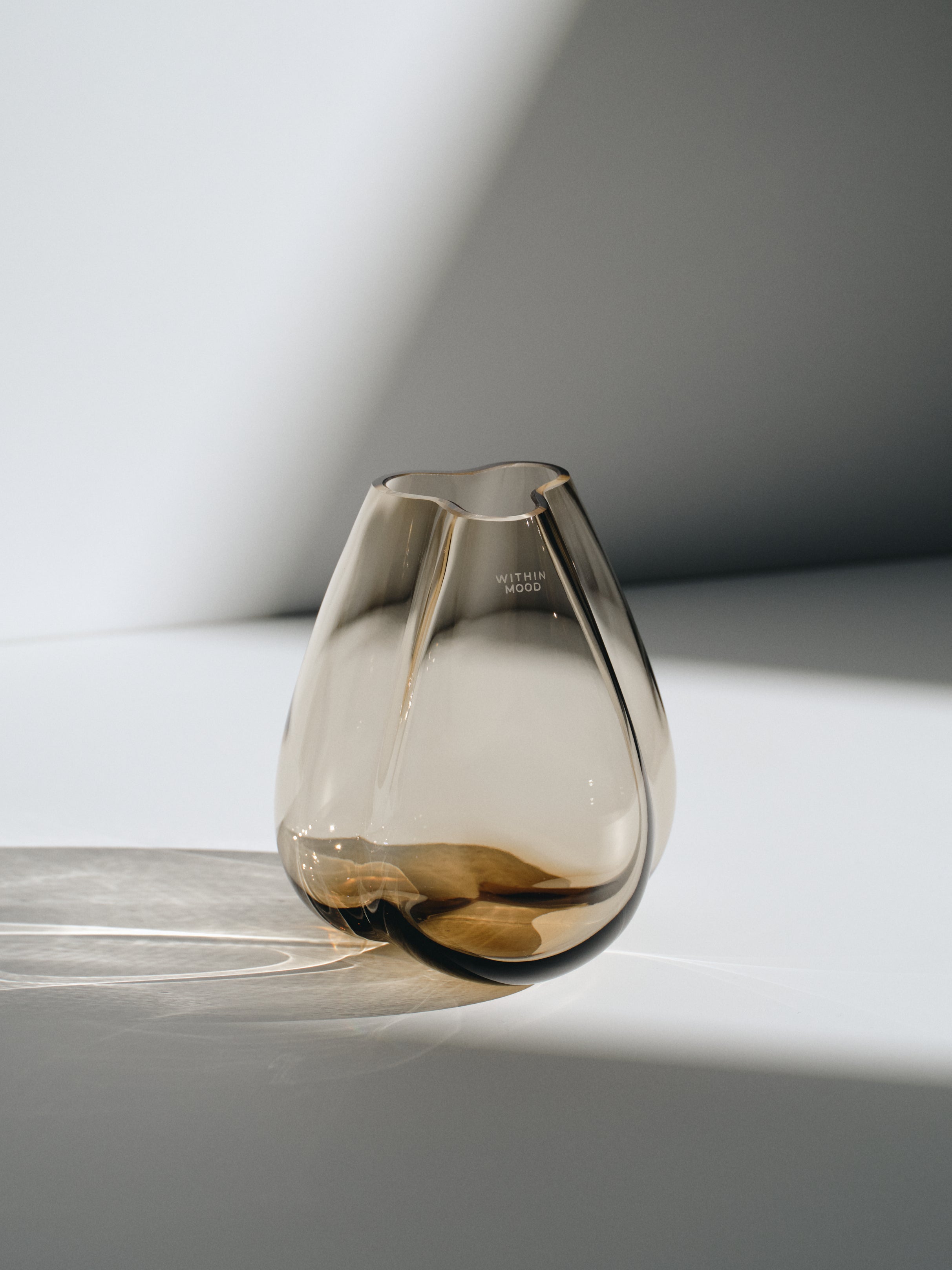 Mini Tulip Vase, brown