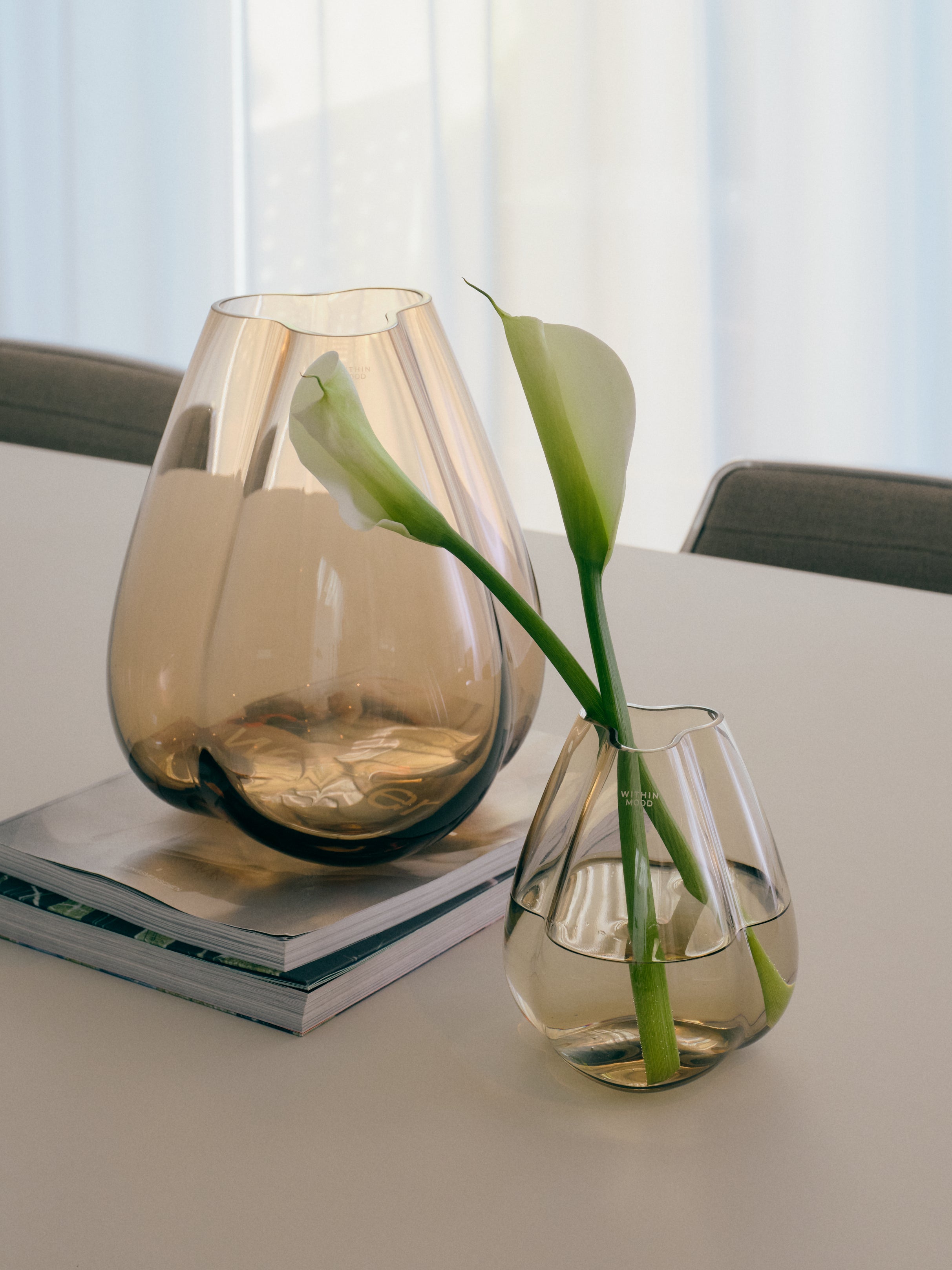 Tulip Vase Bundle, large + mini, brown