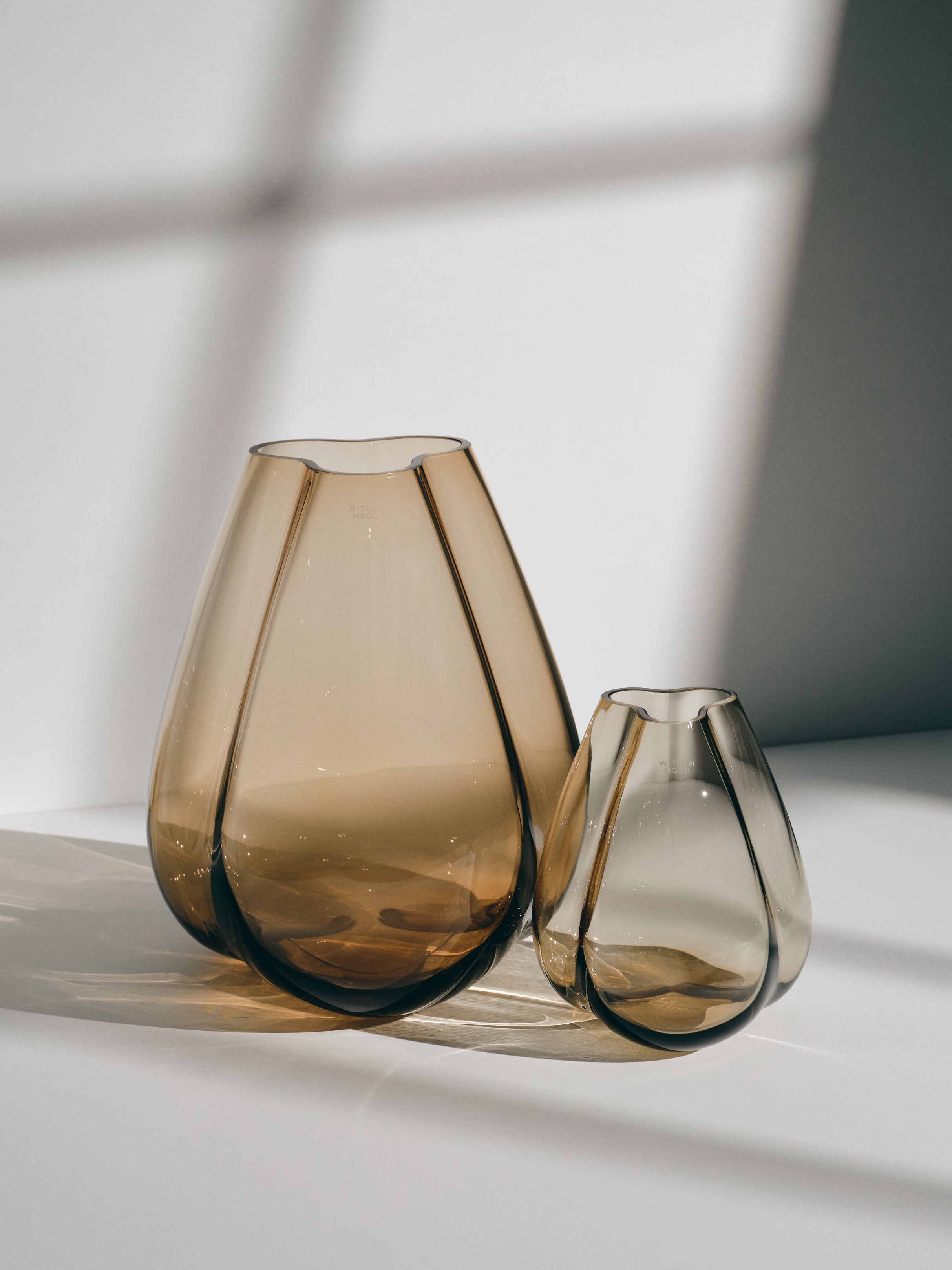 Tulip Vase Bundle, large + mini, brown