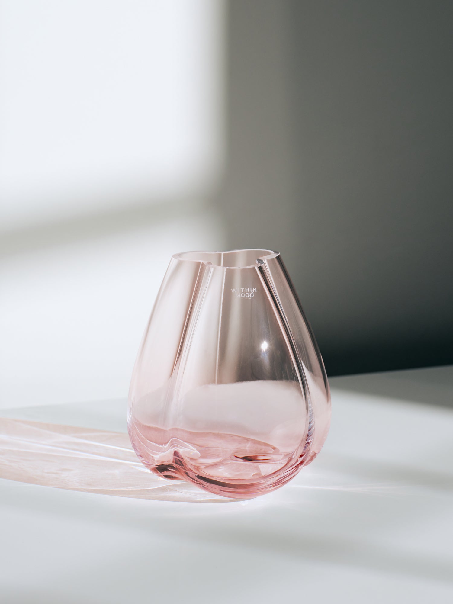 Mini Tulip Vase, pink