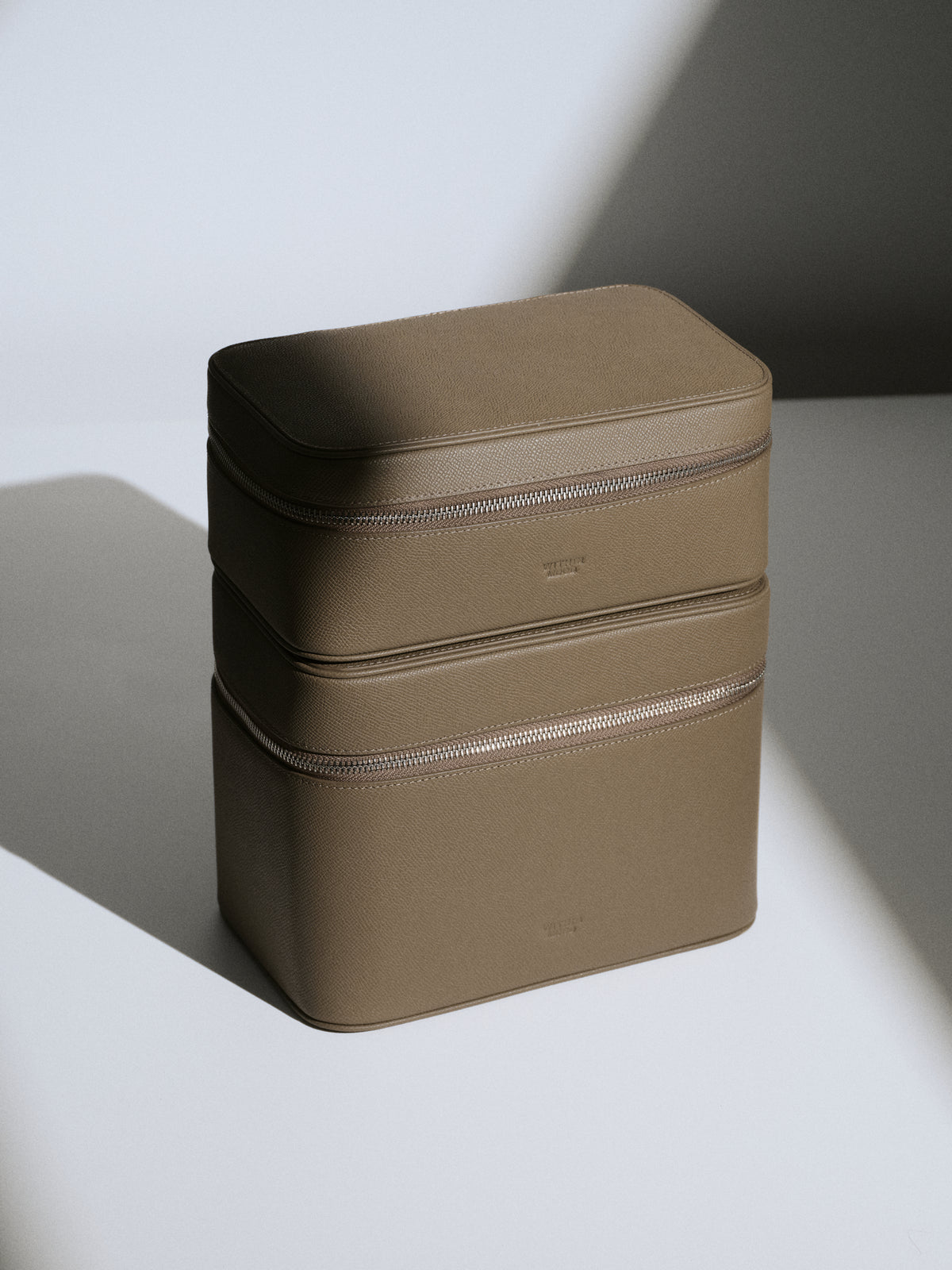 Vanity Case large, truffle