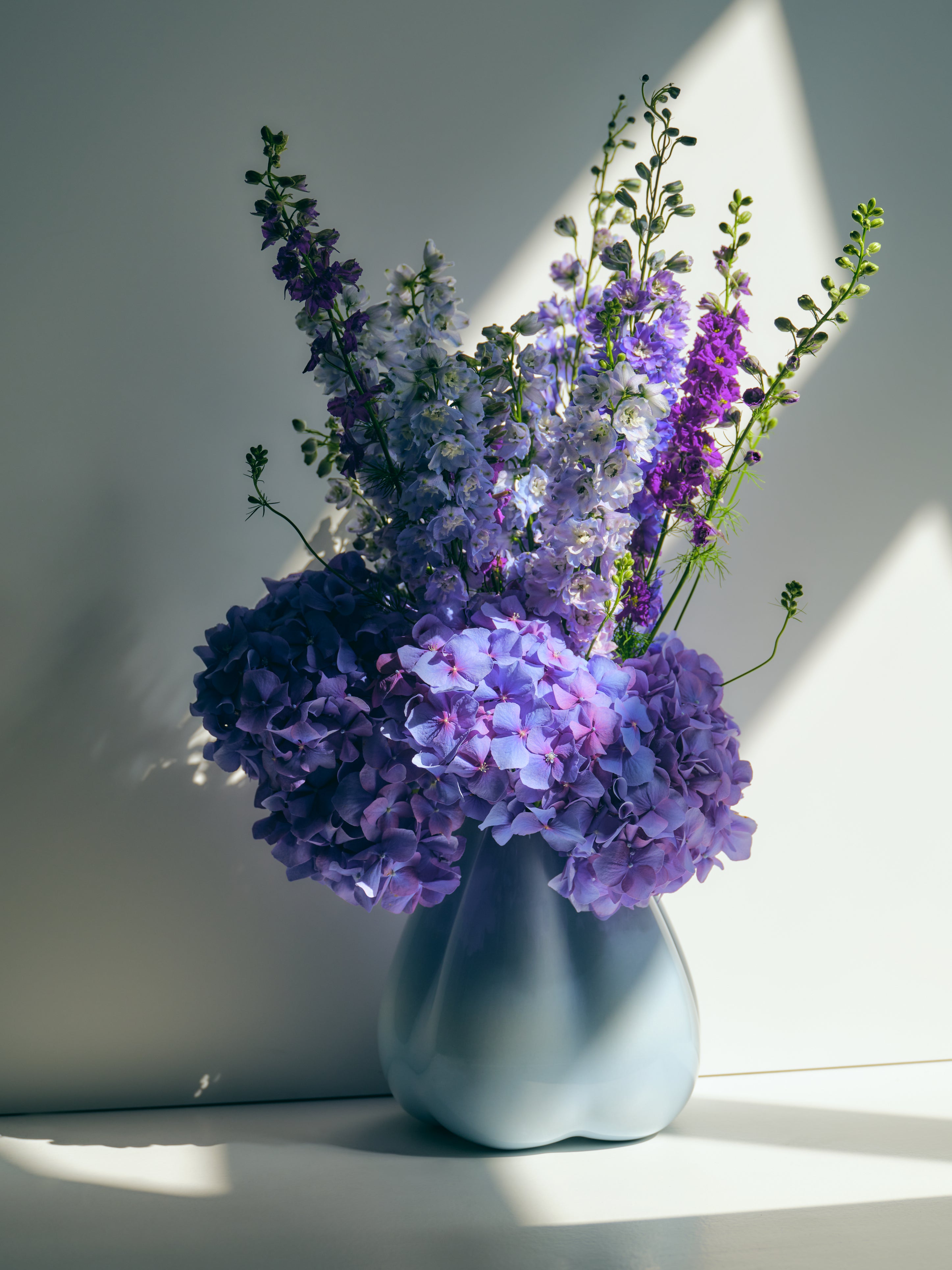 Dumpling Vase, baby blue